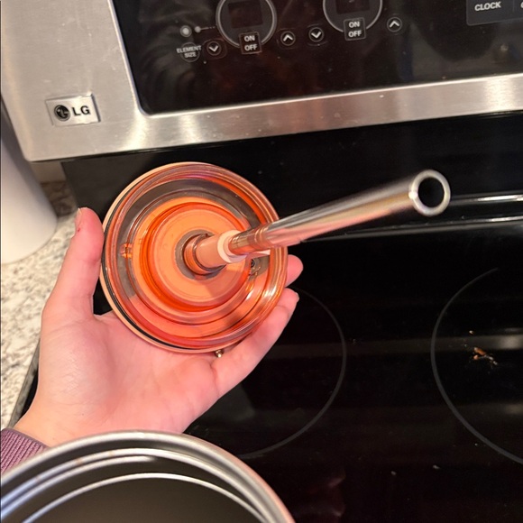 BrüMate Pink water bottle - Picture 9 of 9